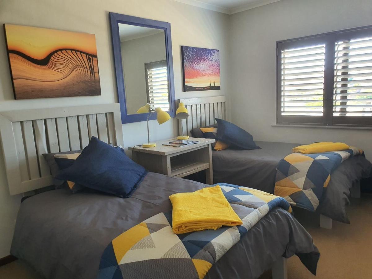 Albatross Guesthouse Langebaan Exterior foto